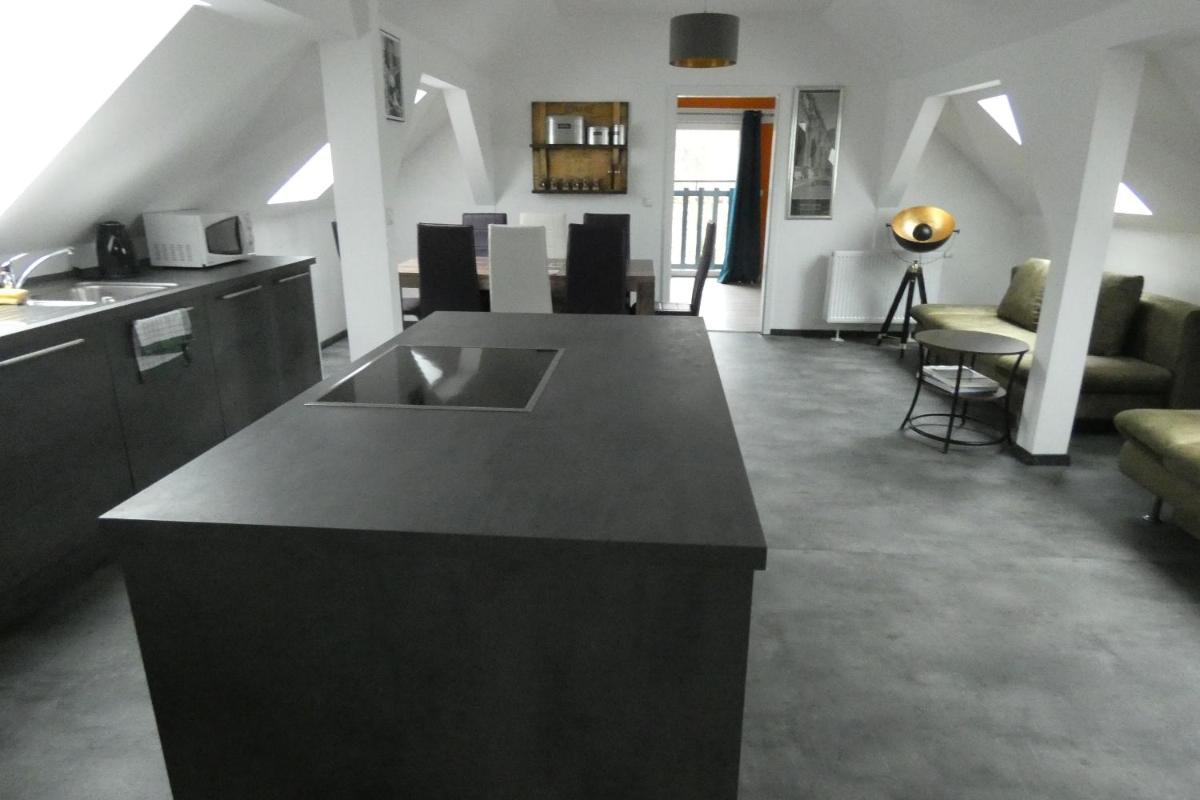 Holiday - Housity