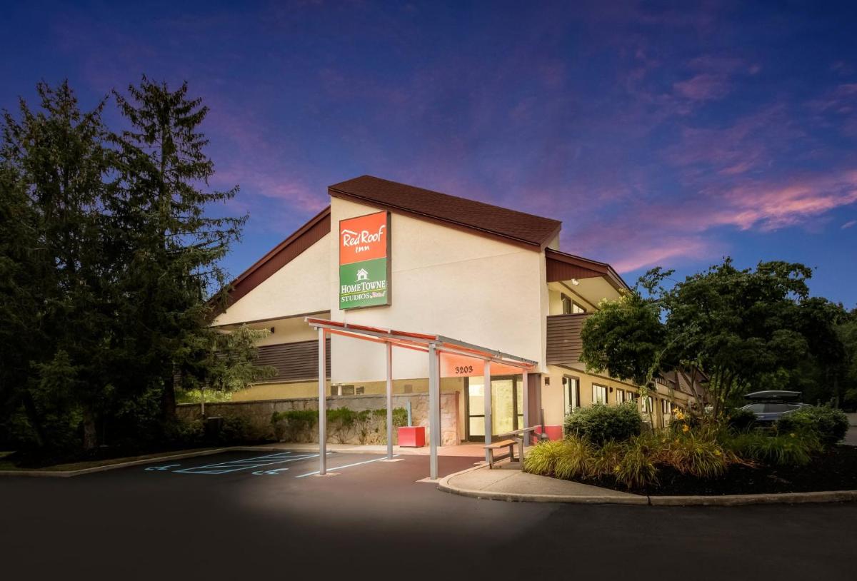 Red Roof Inn Princeton - Ewing - Housity
