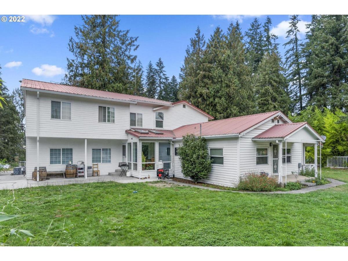 Eagle Creek Gardens - Housity