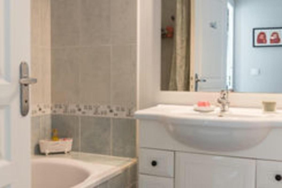 Suitetrails - Comfortable accommodation for 4 people