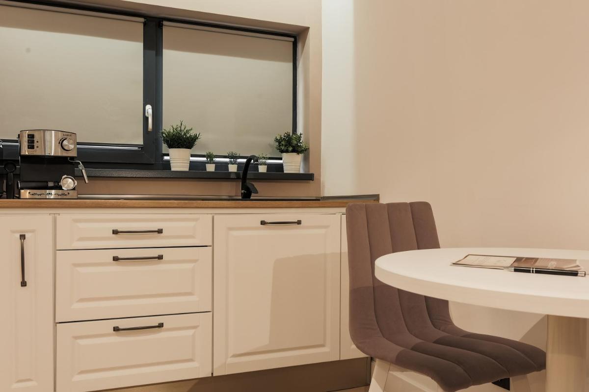 Aparthotel Nest Inn Meteor - Housity