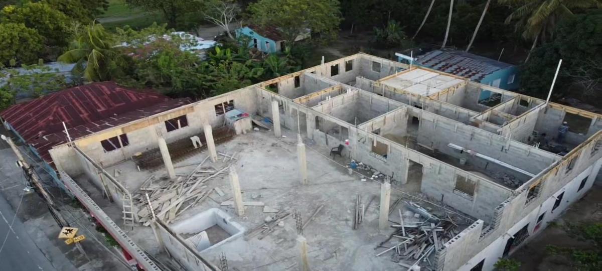 Apartamentos La Ermita Provincia espaillat Gaspar Hernández Rio San juan frente a playa la Ermita - Housity