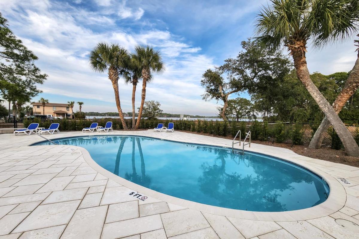 A Pirate's Life - Housity
