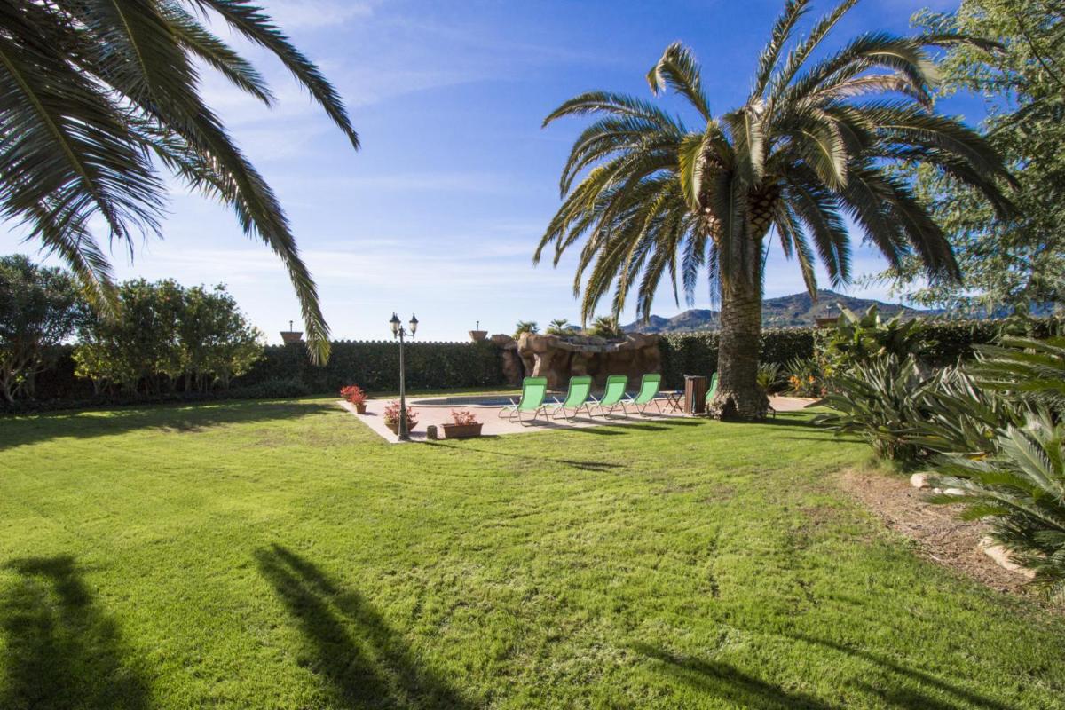 Catalunya Casas Incredible secluded villa, just 11km from Beach! - Housity