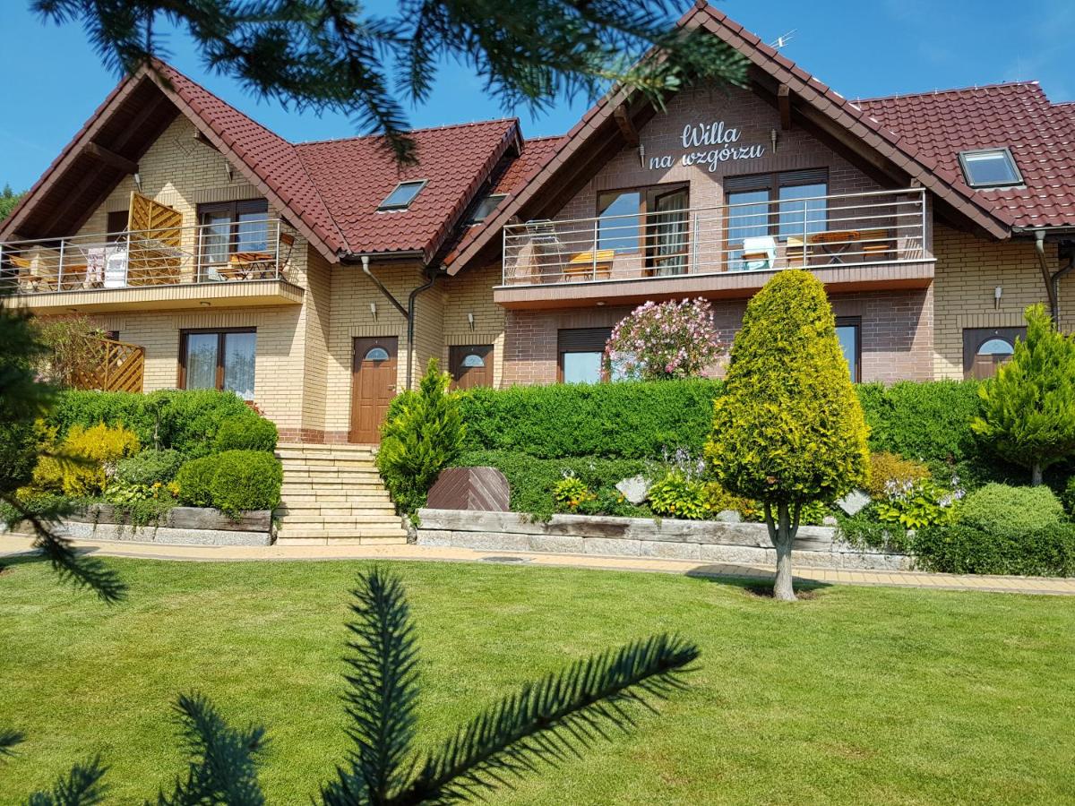 Willa na wzgórzu - Housity