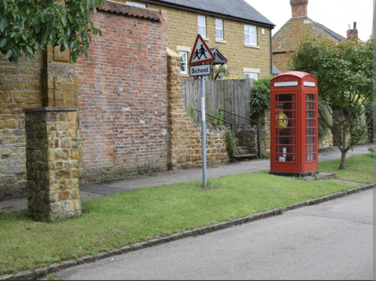 Fully Detached Cottage House Loddington Kettering - Housity