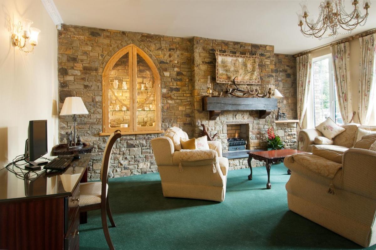 Old Weir Lodge - Housity