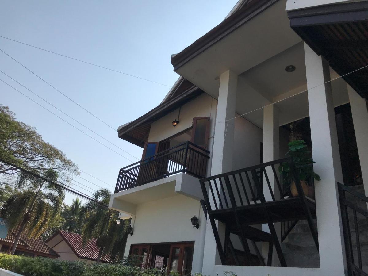 โฮ่งเฮือนคำโฮมสเตย์ Hong Huean Kham Homestay - Housity