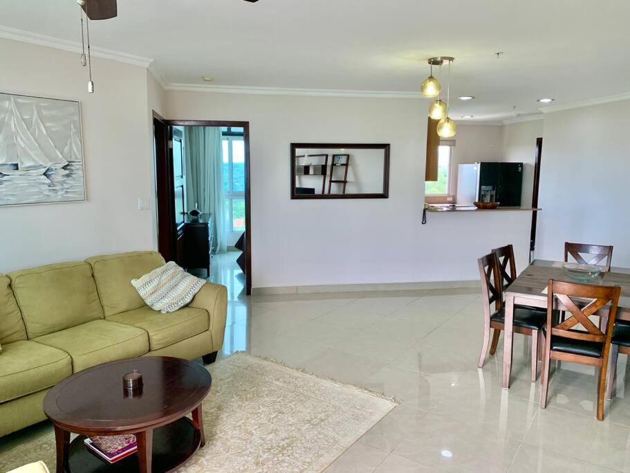 Amazing Ocean View Luxury Condo in Coronado Panama - Housity