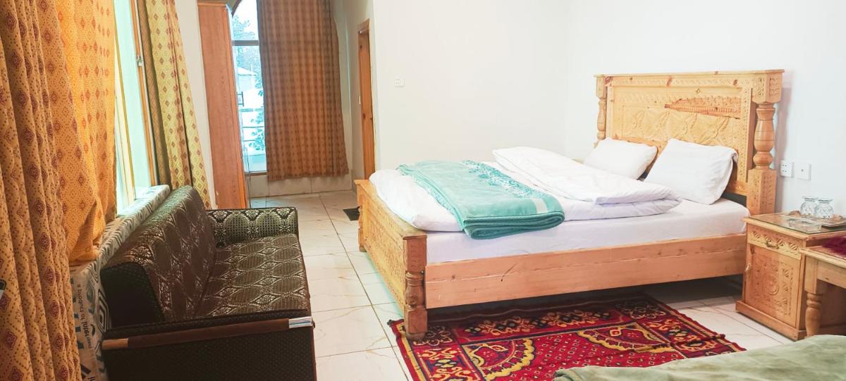 Al-Sadiq Hotel & Restaurant Malam Jabba Swat - Housity