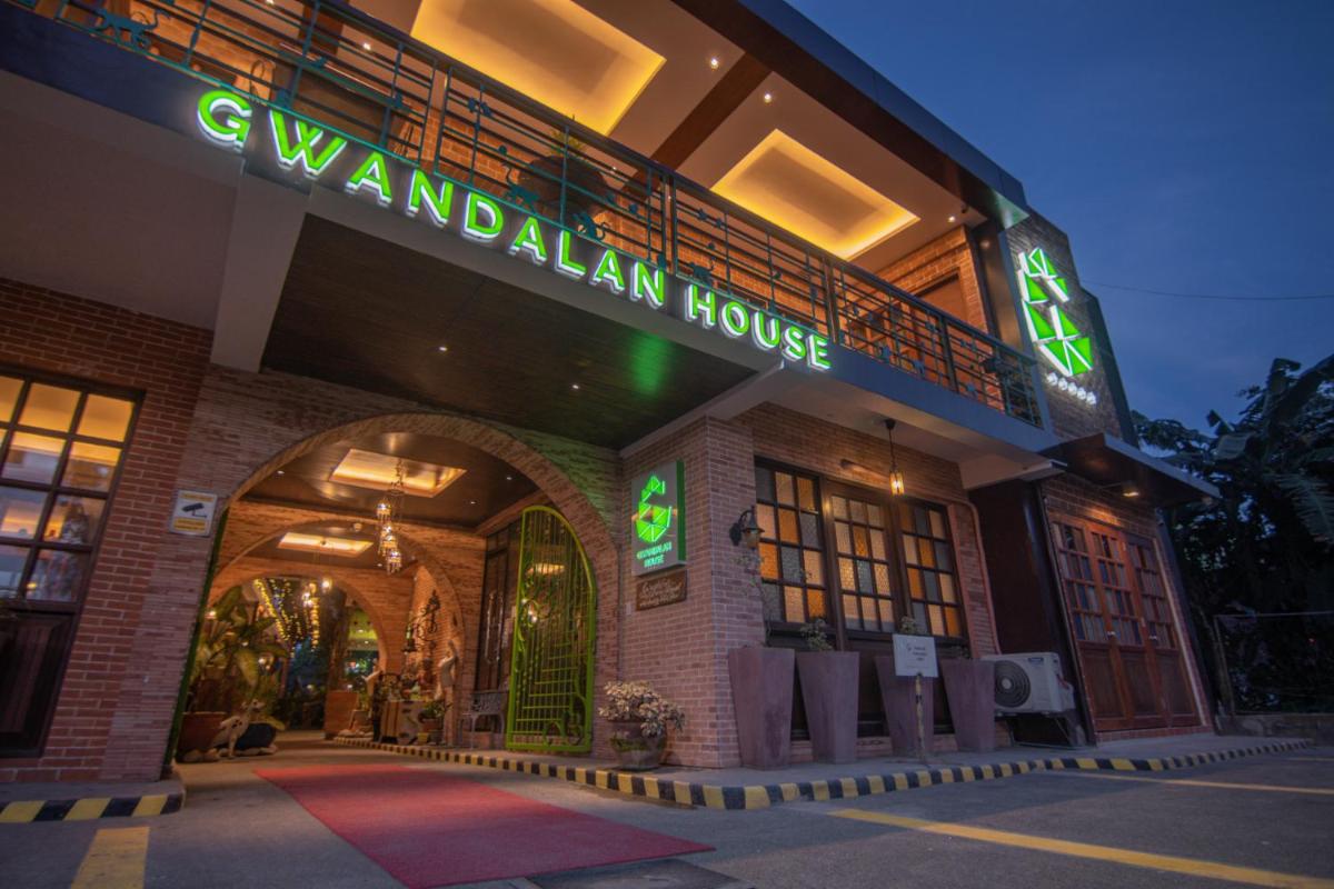 Gwandalan House - Housity
