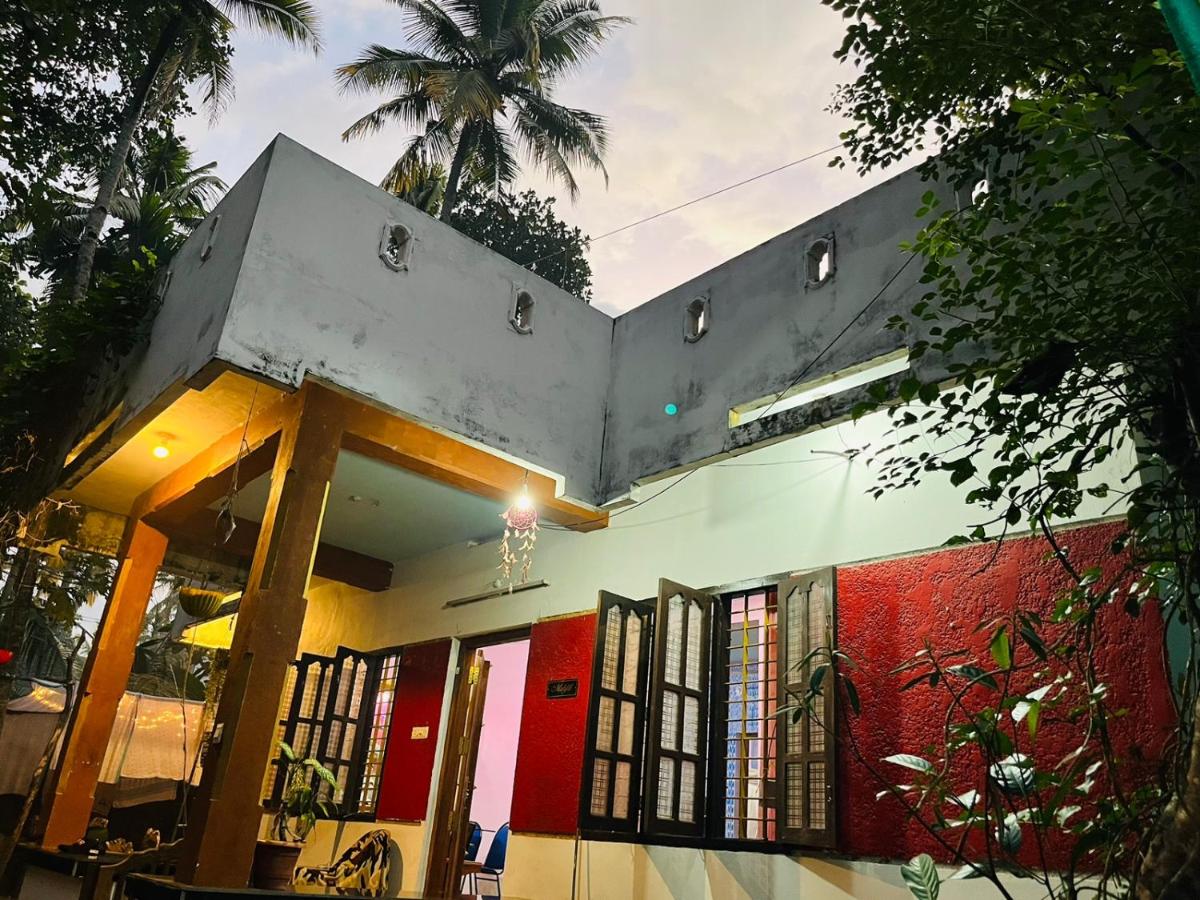 Firefly Homestay - Housity