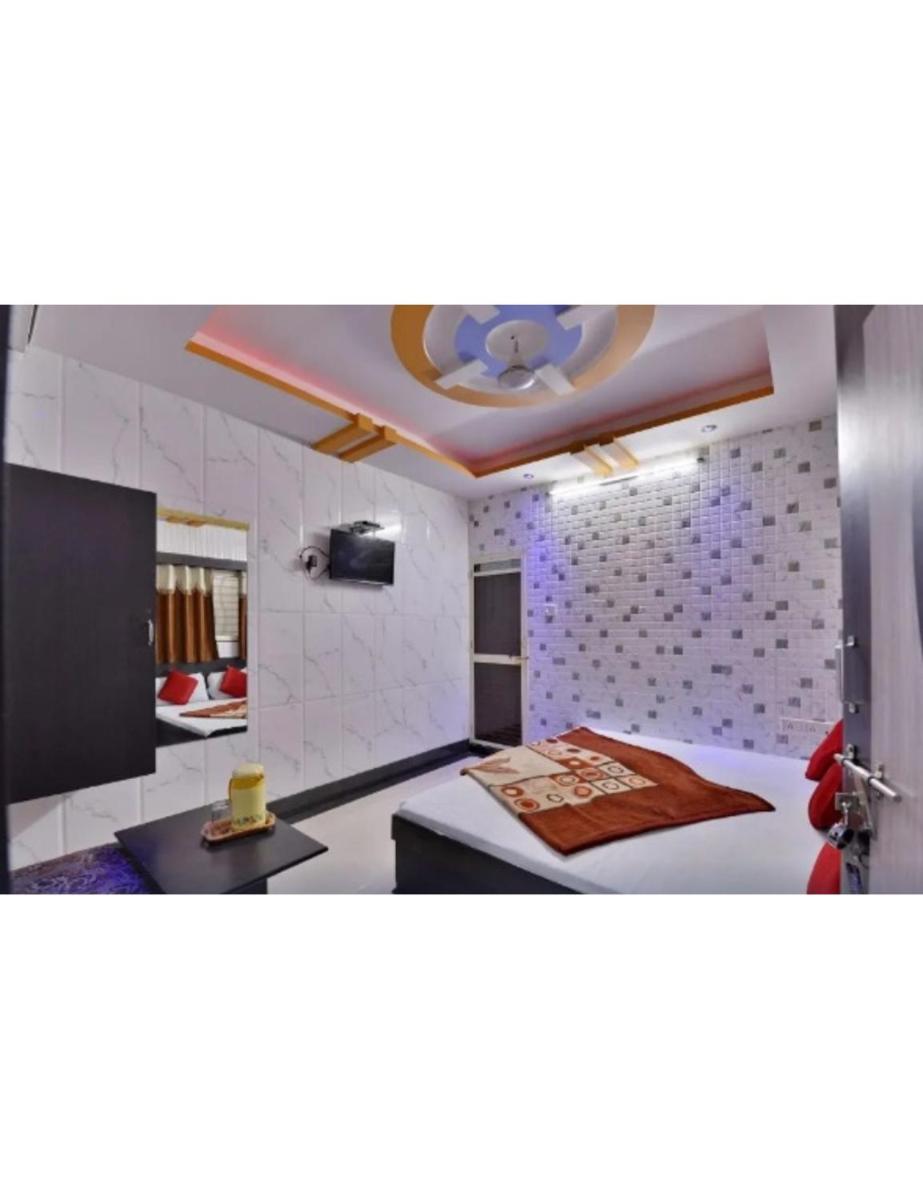 Hotel Neha Palace, Ujjain - Housity