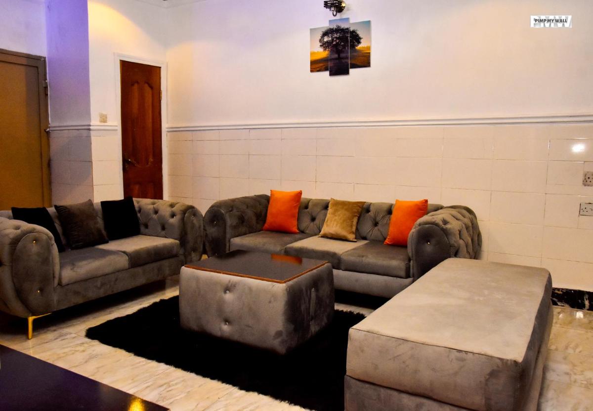 Gorgeous 1bedroom Kenora Apartment Awka - Housity