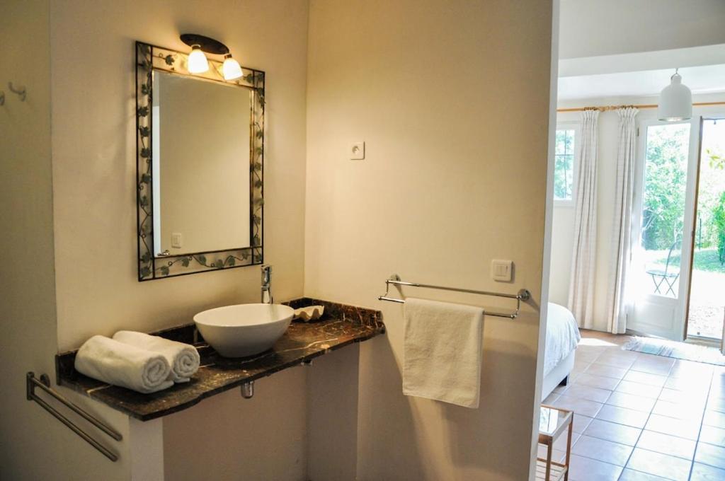 Villa le Paradis, A wonderful family friendly holiday house in the Languedoc - Housity