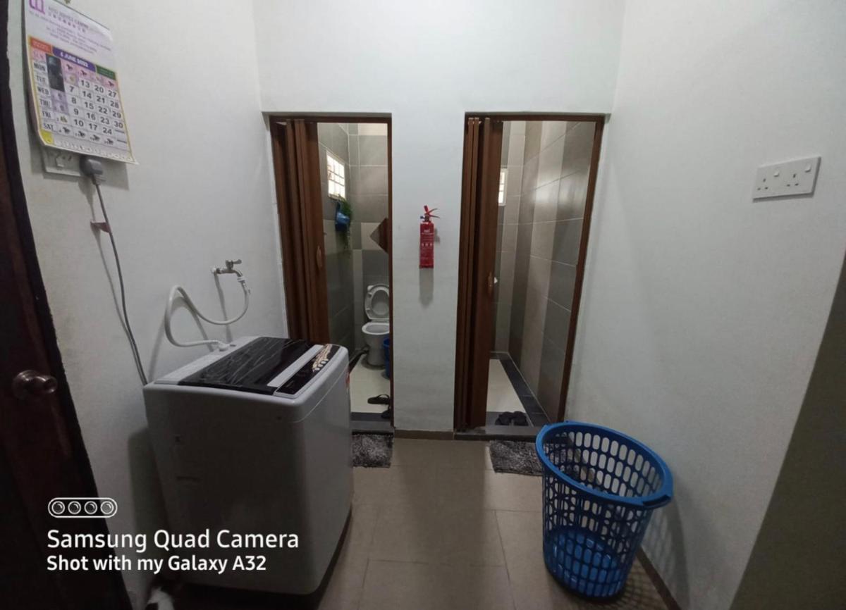 Sobey Laris Homestay E MAN B - Housity
