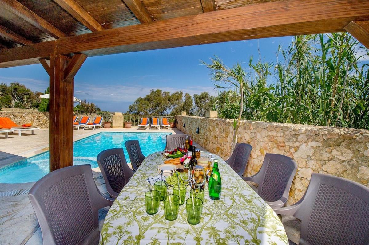 Ta Gananz Holiday Home - Housity
