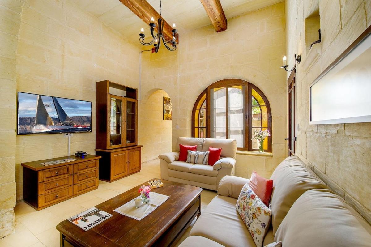 Ta Gananz Holiday Home - Housity