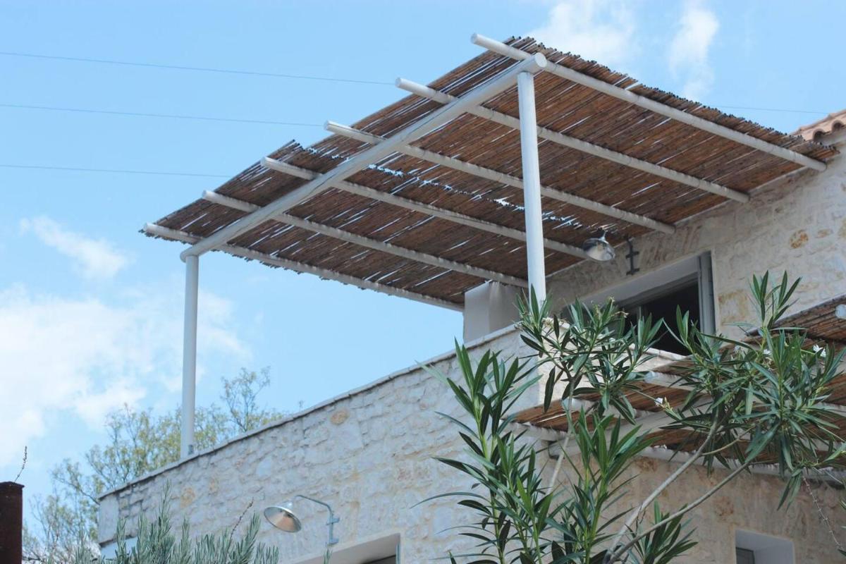 Pelagoo Residence - Amazing Stone House in Kalamos - Housity