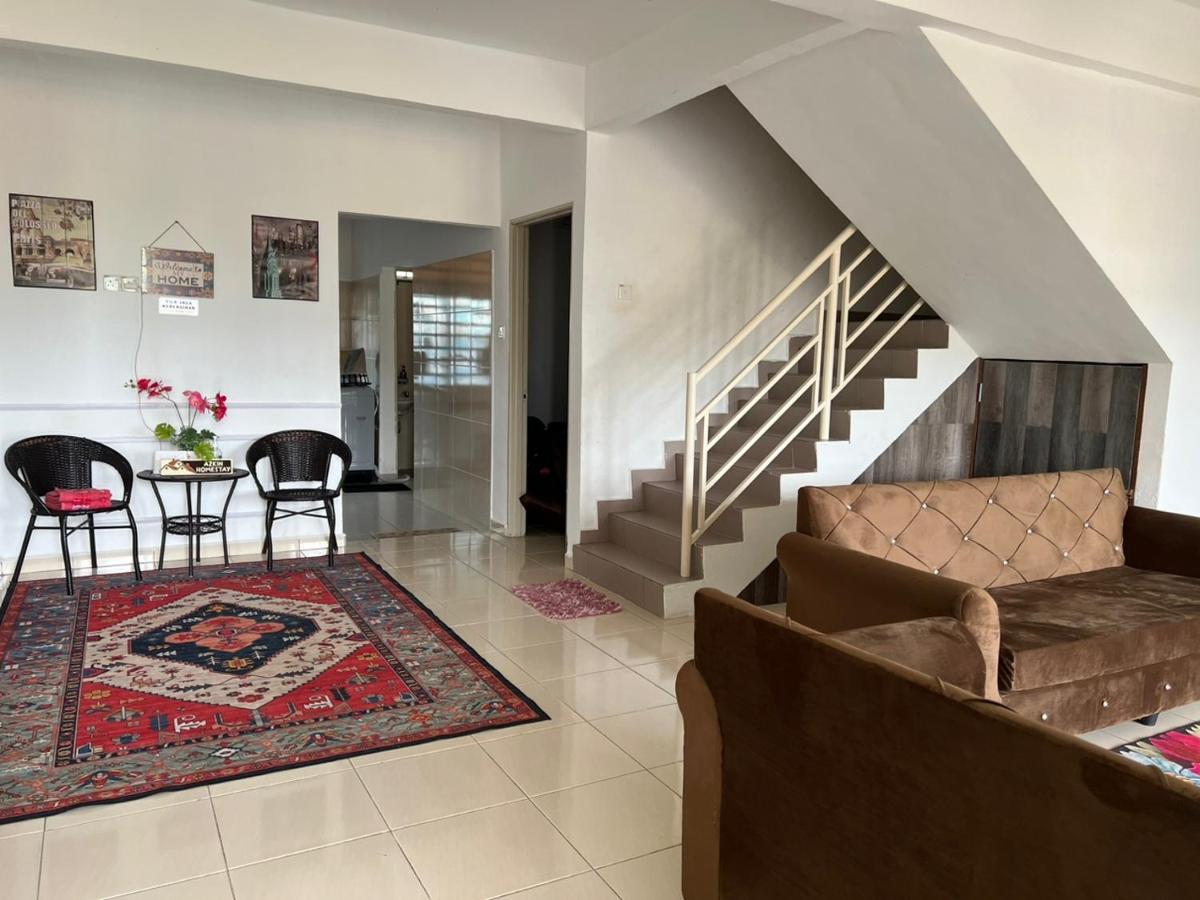 Sobey Laris Homestay SWIMMING SALOR - Housity