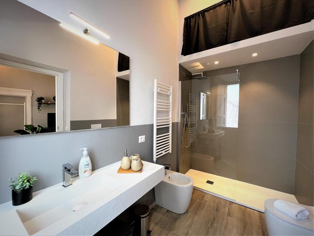 KAMI-central beautiful apartment over the roofs - Housity