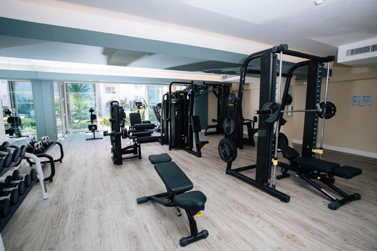 O centro de fitness e/ou as comodidades de fitness de The Views Oasis
