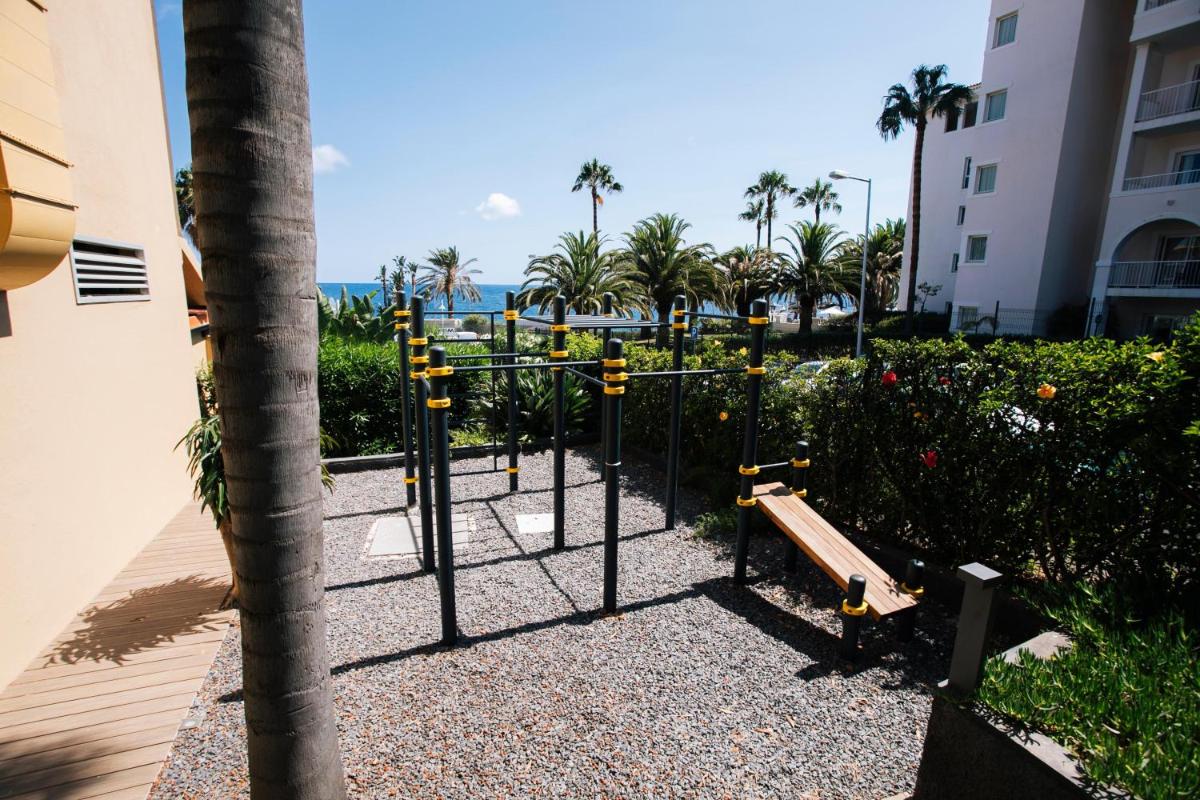 Um jardim no exterior de The Views Oasis