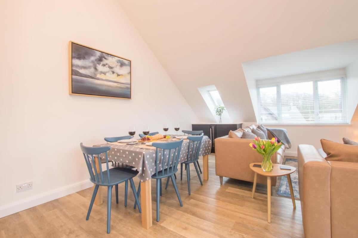 Harbour Master - Housity