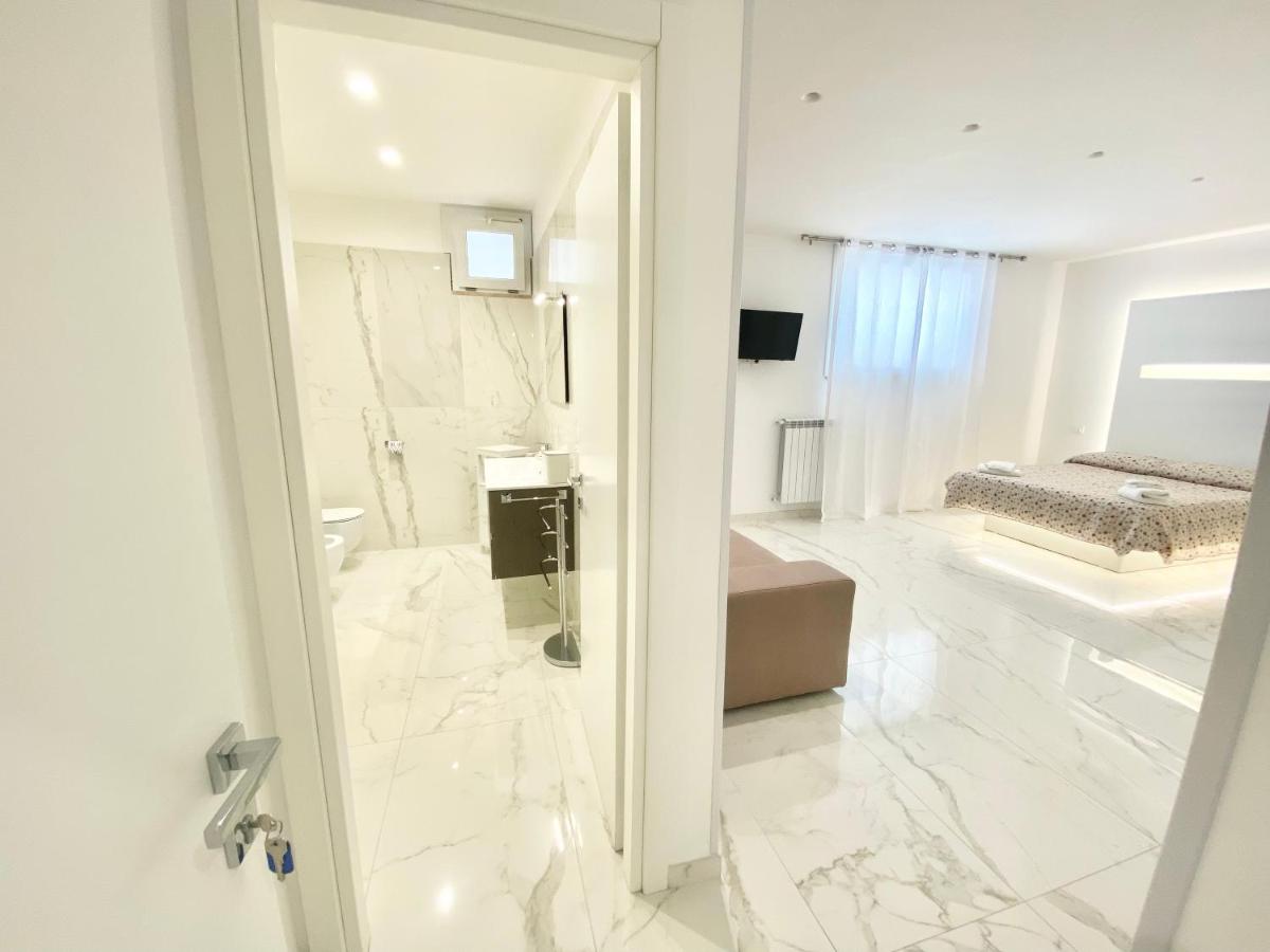 IL VIAGGIATORE RELAIS SUL MARE - Housity
