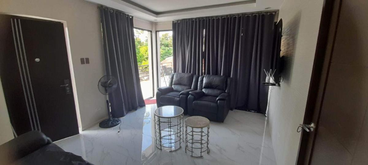 Duero Bohol Modern Apartment with Rooftop - Housity