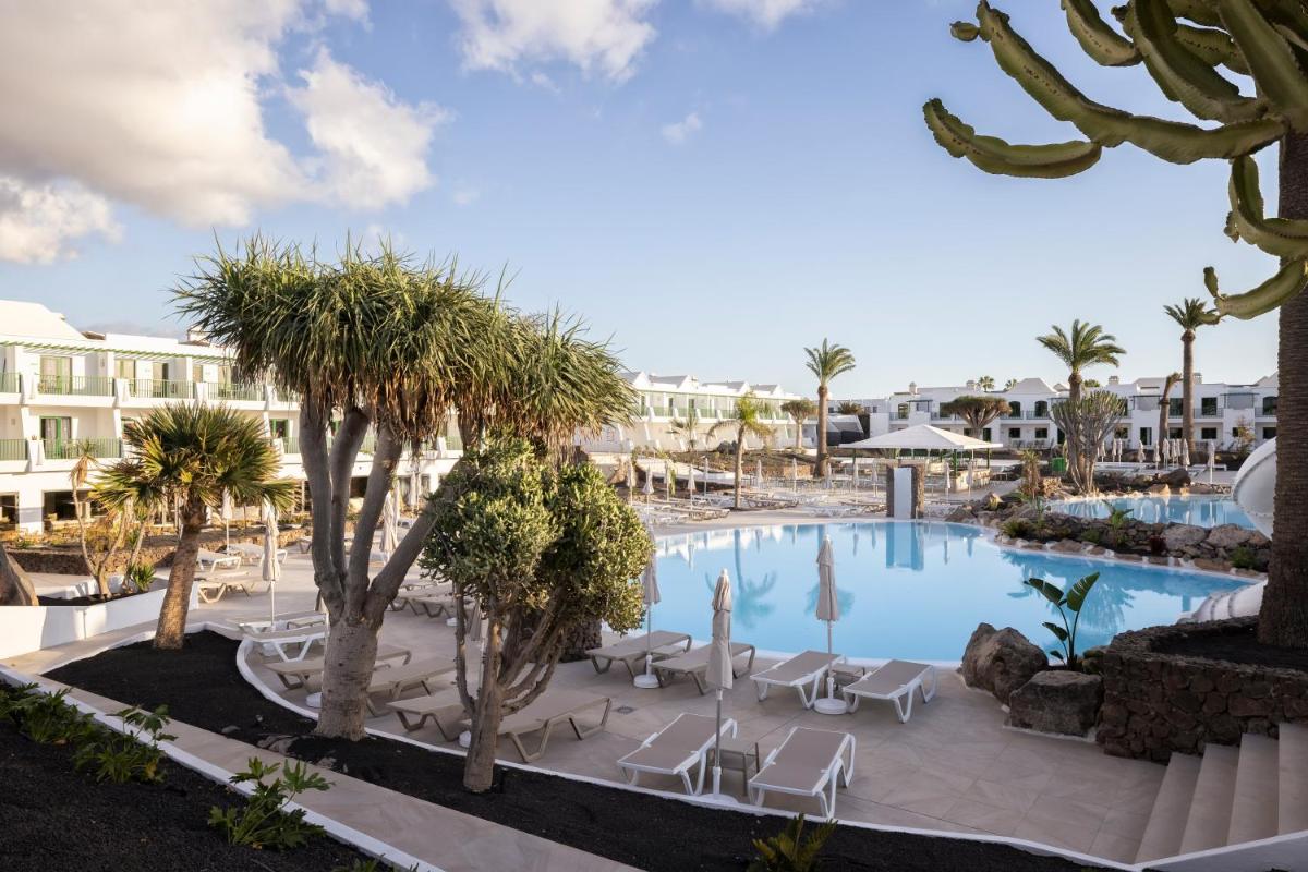 Piscina en o cerca de MYND Yaiza