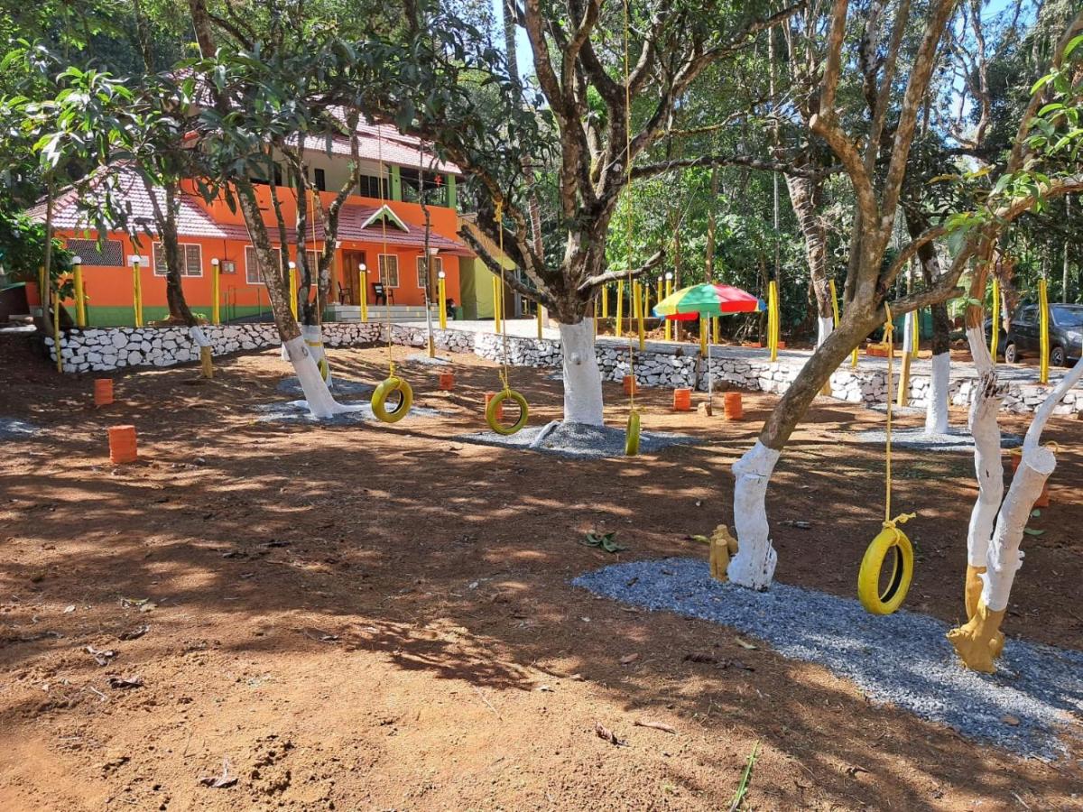 Thonder Fort - Housity
