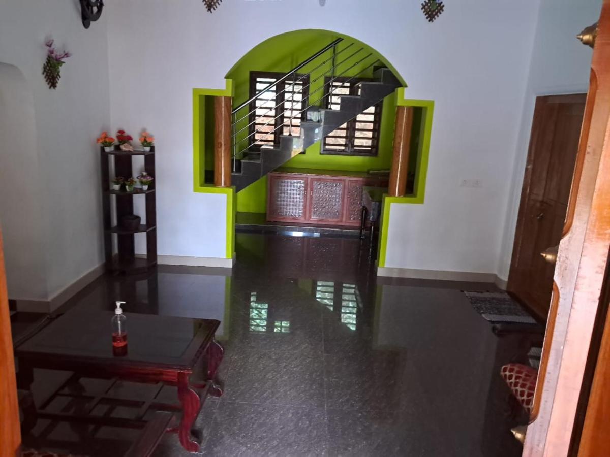 Thonder Fort - Housity