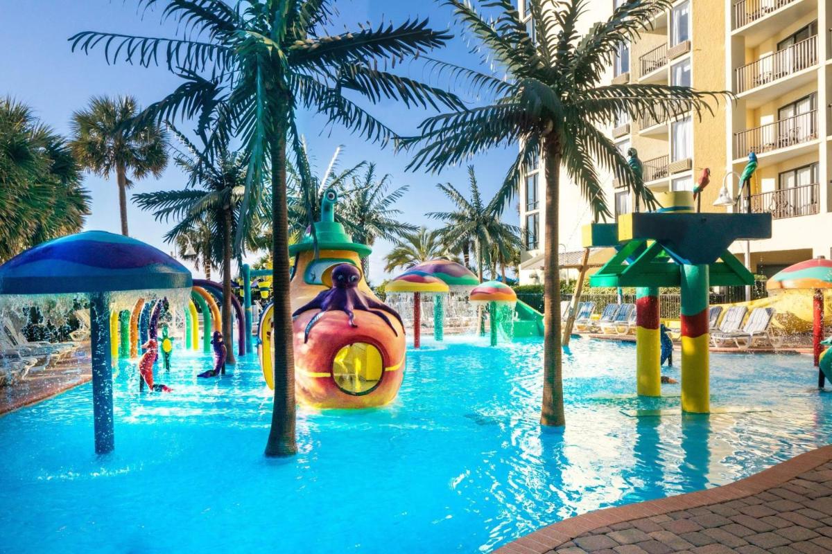 Sea Crest Oceanfront Resort - Housity