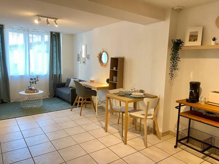 Appartement Pratique & Confort - Centre ville - Housity