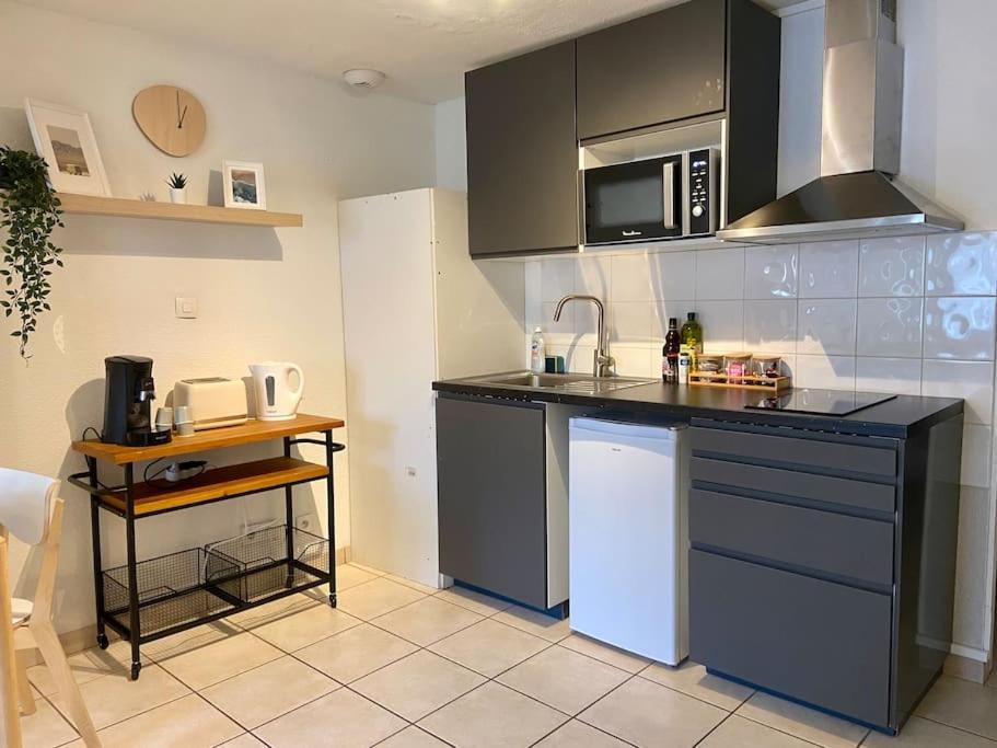 Appartement Pratique & Confort - Centre ville - Housity