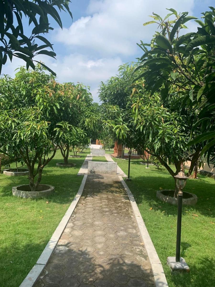 Villa Desa Pehkulon - Housity