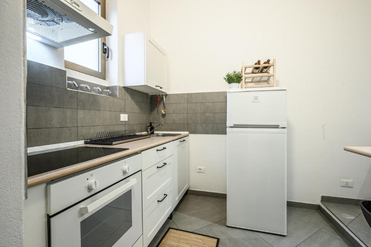 B24 Attico con Free WiFi & Parking - vicino a Bologna Fiera, Lugo Hospital Villa Maria, Ravenna - Housity