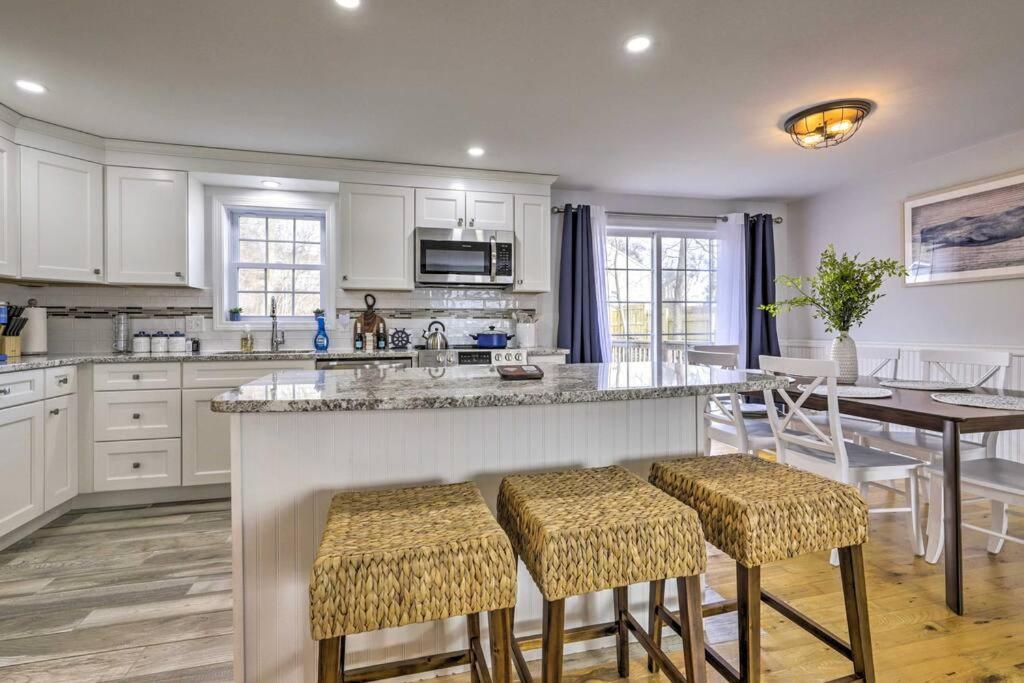 NEW! Updated Mystic Home w/ Sauna, Hot Tub & Deck - Housity