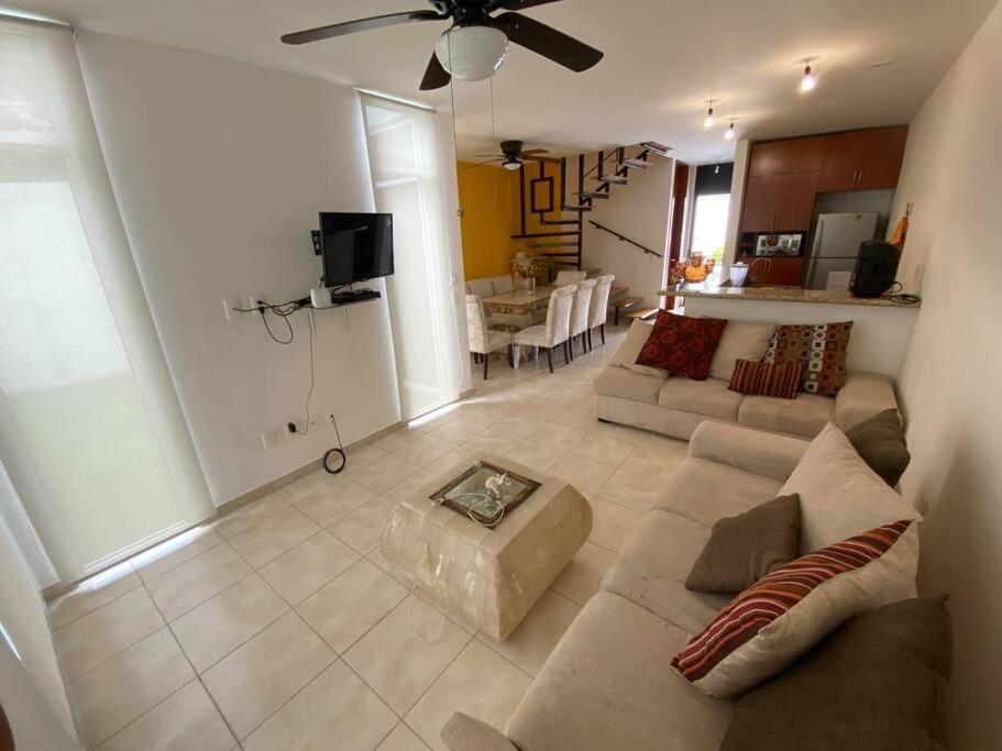 Alojamiento completo y muy confortable con servicio de alberca - Housity