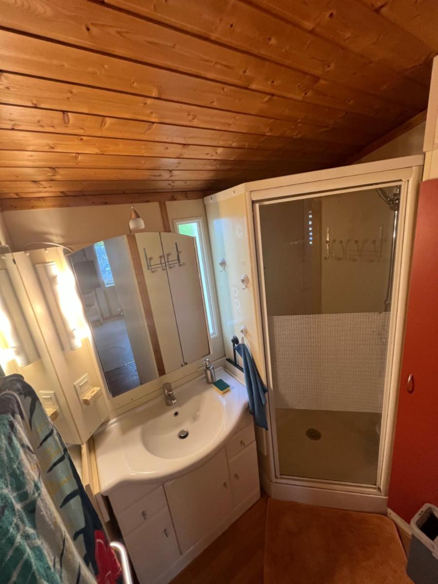 Chalet agréable en bord en de mer. - Housity