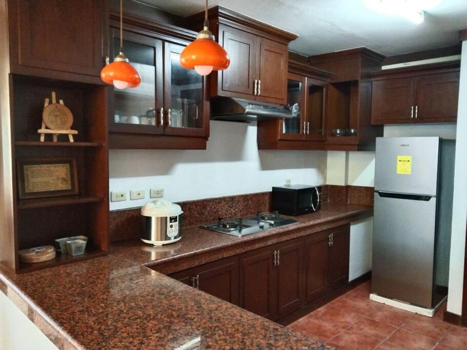 MiO Suites - Paranaque House - Housity