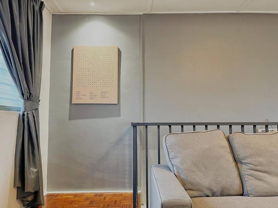 Hillview Landed Homestay - Housity