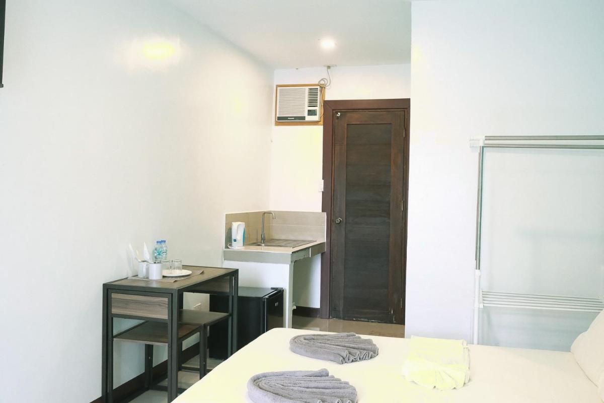 Casa D’ Hiyas Homestay Panglao, Bohol - Housity