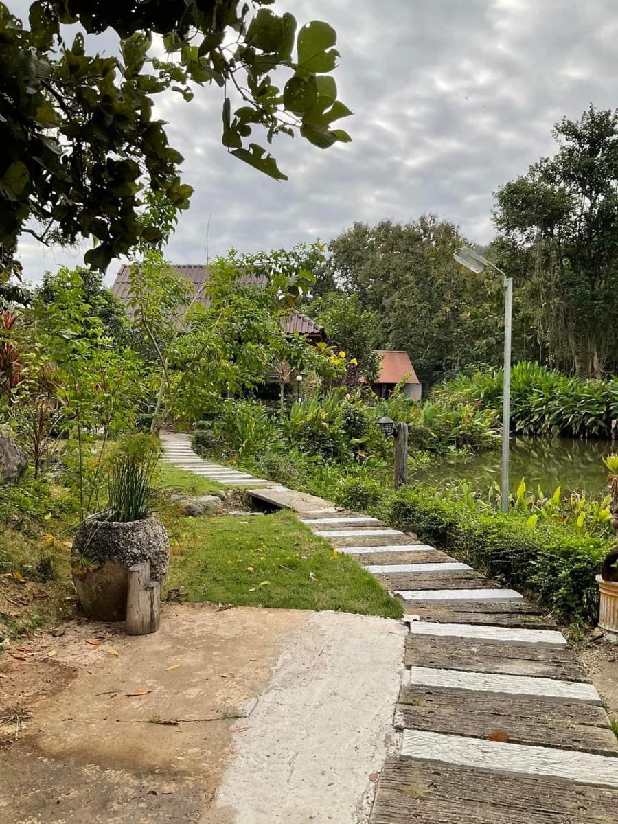 Heun Plai Na - Housity