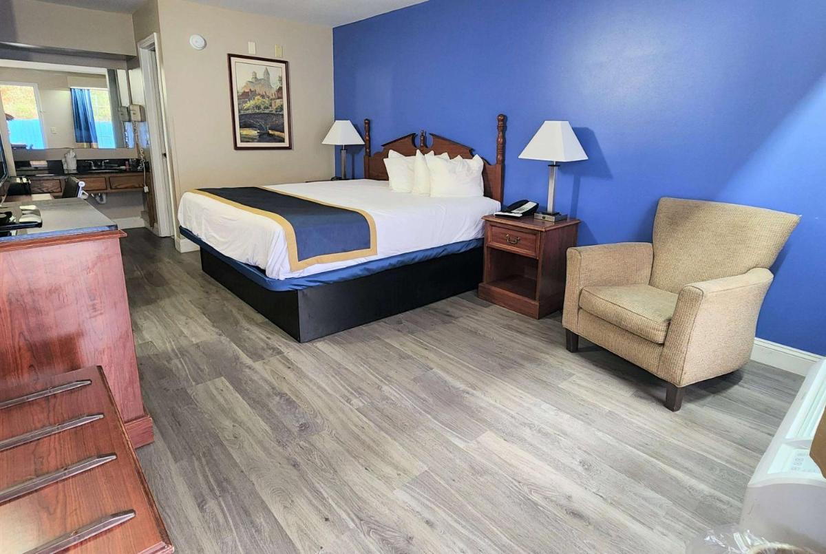 Baymont by Wyndham Eufaula - Housity