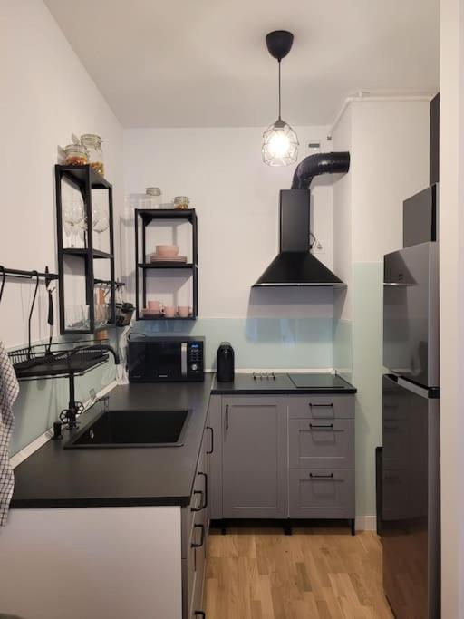 Art Apartment - Housity