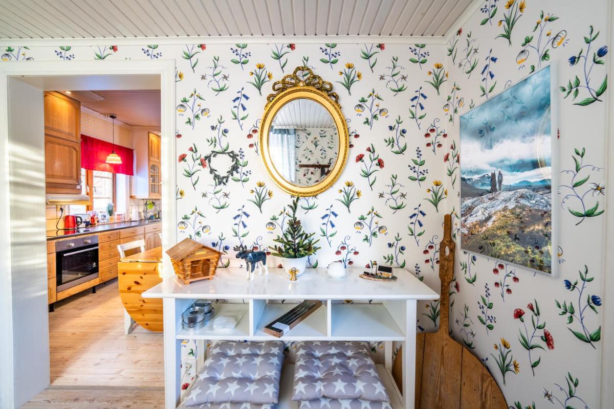 Luleå Village Cabin - Housity