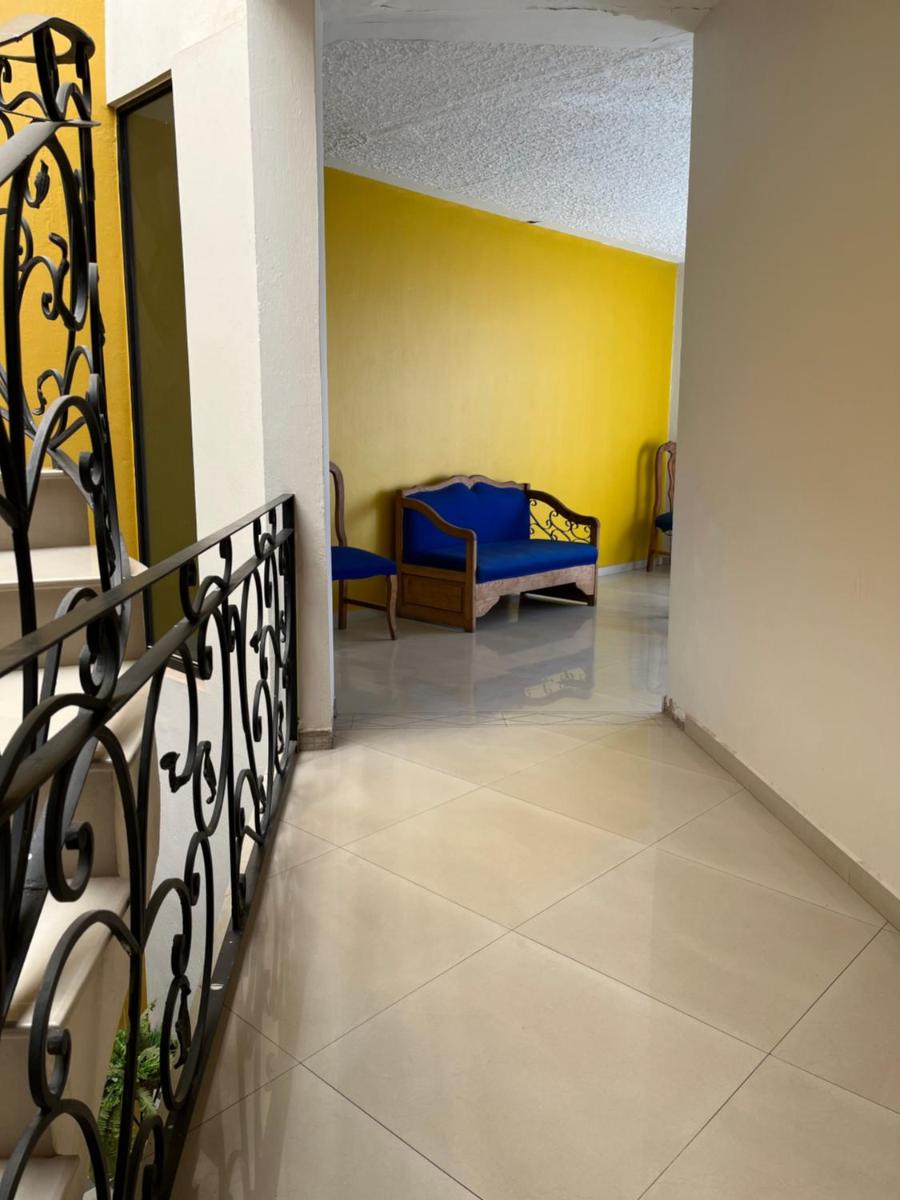 Suitetrails - BEAUTIFUL PRIVATE HOUSE in the downtown with 3 floors
