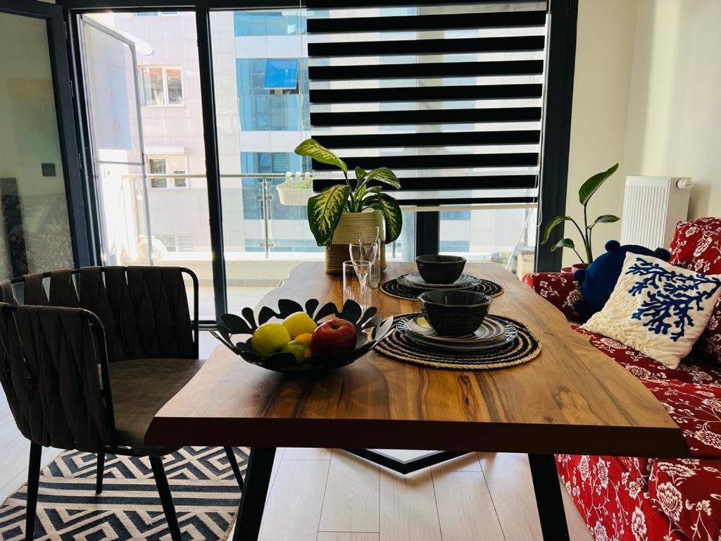 TIME SUIT - BORNOVA CENTER 2 bedrooms - Housity